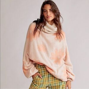 NEW Free People Daisy Chain 100% Cashmere Tunic Size XS (Oversized!)